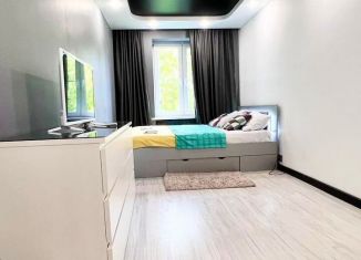 Сдам 3-комнатную квартиру, 65 м2, Москва, Планетная улица, 14
