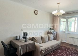 Продается двухкомнатная квартира, 44 м2, Новочебоксарск, Солнечная улица, 4
