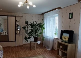 Продам трехкомнатную квартиру, 97 м2, Ленинградская область, Плавницкий бульвар, 12