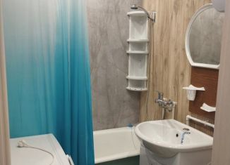 Сдам 2-комнатную квартиру, 44 м2, Елабуга, улица Строителей, 4