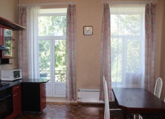 2-комнатная квартира в аренду, 84 м2, Санкт-Петербург, 2-я линия Васильевского острова, 13/6