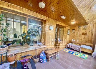 Продаю 2-ком. квартиру, 70 м2, Калуга, улица Баумана, 12/17