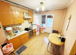 Сдаю двухкомнатную квартиру, 55 м2, Уфа, улица Блюхера, 13