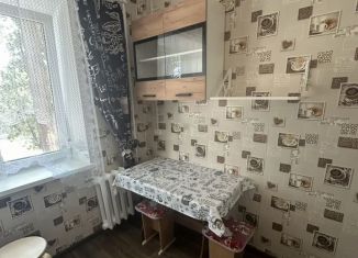 Аренда 1-ком. квартиры, 30 м2, Аксай, проспект Ленина, 2