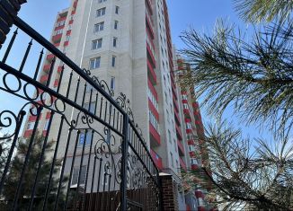 Продам трехкомнатную квартиру, 101 м2, Ростов-на-Дону, 1-я Баррикадная улица, 24