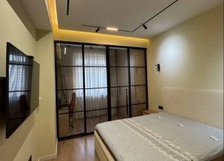 Двухкомнатная квартира на продажу, 56 м2, Ялта, улица Дзержинского, 33к2