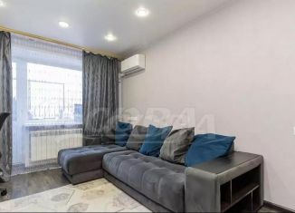 Продажа двухкомнатной квартиры, 40 м2, Тюмень, улица 50 лет Октября, 37А