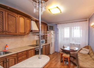 Продажа двухкомнатной квартиры, 56 м2, Тюмень, улица Мелиораторов, 1