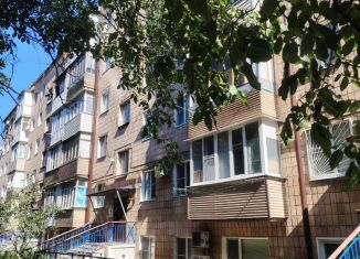 Продажа однокомнатной квартиры, 36 м2, Таганрог, улица Лизы Чайкиной, 60