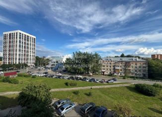 Продаю 2-комнатную квартиру, 55.2 м2, Рязань, улица Дзержинского, 14