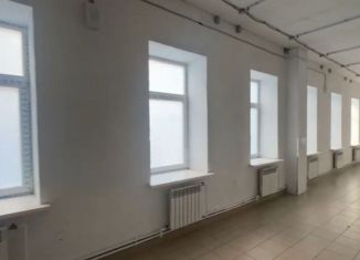 Сдаю производство, 1700 м2, Екатеринбург, улица Долорес Ибаррури, 2