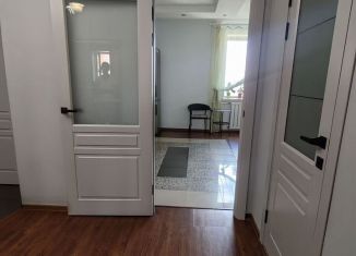 Продам 2-комнатную квартиру, 74.4 м2, Чита, улица Бутина, 115к2