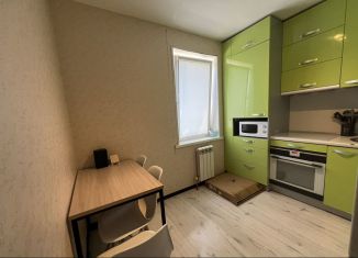 Сдам в аренду 1-комнатную квартиру, 36 м2, Петрозаводск, улица Белинского, 15Б