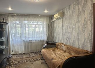 Продается 3-ком. квартира, 51 м2, Россошь, улица Жуковского, 12