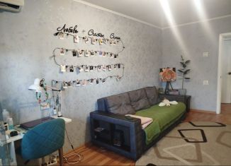 Продается двухкомнатная квартира, 42.5 м2, Таганрог, 5-й Линейный проезд, 72-4