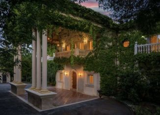 Продам коттедж, 360 м2, Крым, улица Горького, 42