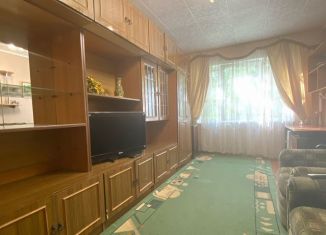 2-комнатная квартира в аренду, 46 м2, Мурманск, улица Героев Рыбачьего, 11
