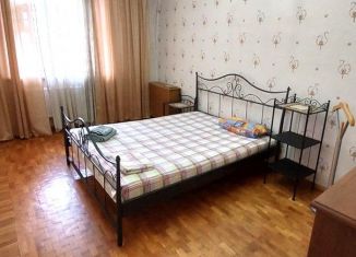 Сдам в аренду 3-комнатную квартиру, 68.4 м2, Краснодар, проспект Чекистов, 31, Западный округ