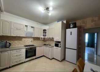Сдам в аренду 2-комнатную квартиру, 60 м2, Калининград, улица Виллима Фермора, 6