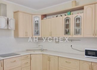 Продаю 2-комнатную квартиру, 73.3 м2, Обнинск, Белкинская улица, 4