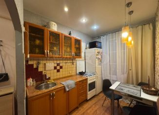 Продаю 2-ком. квартиру, 41 м2, Калининград, проспект Победы, 107