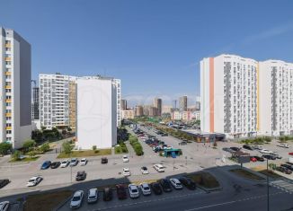 Продаю квартиру студию, 22.4 м2, Тюмень, улица Василия Подшибякина, 21