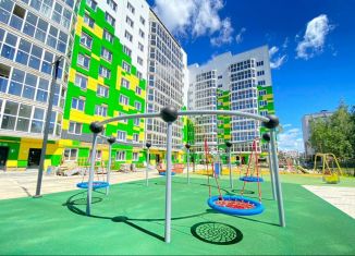 Продаю двухкомнатную квартиру, 85.6 м2, Смоленск, Кловская улица, 11А