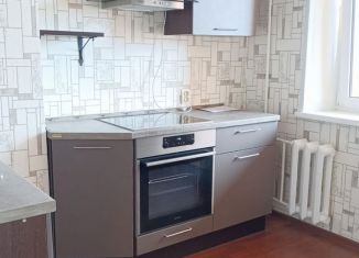 Сдам 1-ком. квартиру, 45 м2, Республика Башкортостан, улица Мубарякова, 12/2