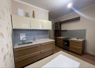 Продается 1-ком. квартира, 40 м2, Старый Оскол, микрорайон Дубрава, квартал 1, 19