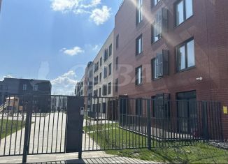 Продается 1-ком. квартира, 42 м2, Тюмень, Ленинский округ, улица Геннадия Куцева, 3