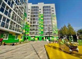 Двухкомнатная квартира на продажу, 88.3 м2, Смоленск, Кловская улица, 11А