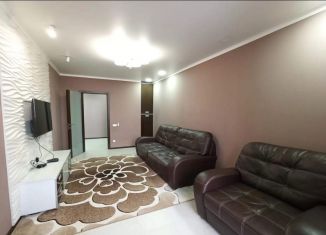 Сдаю в аренду двухкомнатную квартиру, 90 м2, Краснодар, улица имени М.Е. Соколова, 86к1, микрорайон Горхутор