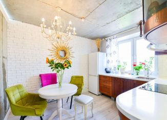 Продам однокомнатную квартиру, 45 м2, Хабаровский край, улица Запарина, 111