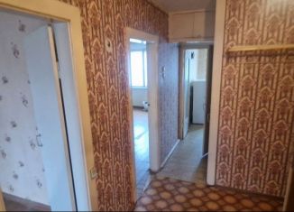 Продаю 3-ком. квартиру, 61 м2, Мурманская область, улица Дзержинского, 19