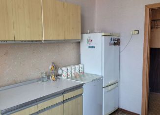 Продается 3-ком. квартира, 72 м2, Ишим, улица Ершова, 99