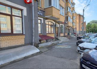 Продаю помещение свободного назначения, 139 м2, Псков, улица Льва Толстого, 3