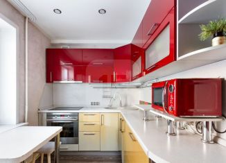 Продаю трехкомнатную квартиру, 59.9 м2, Новосибирск, метро Золотая Нива, улица Кирова, 321