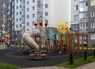 Трехкомнатная квартира на продажу, 77.4 м2, Калининград