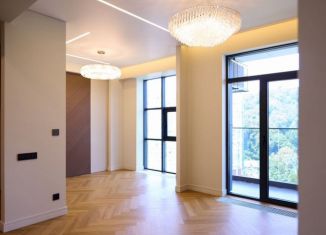 Продаю 4-ком. квартиру, 100 м2, Сочи, улица Яна Фабрициуса, 2/17, микрорайон Яна Фабрициуса