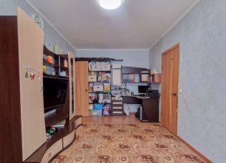 Продаю трехкомнатную квартиру, 42.5 м2, Долгопрудный, Октябрьская улица, 18