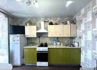 Продам 1-ком. квартиру, 44 м2, Киров, улица Андрея Упита, 5