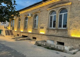 Продается помещение свободного назначения, 70 м2, Дербент, улица Курбанова С.Д., 3