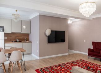 Сдам трехкомнатную квартиру, 50 м2, Махачкала, проспект Расула Гамзатова, 106