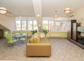 2-комнатная квартира на продажу, 87 м2, Воронеж, улица Комиссаржевской, 15