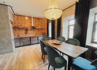 Двухкомнатная квартира в аренду, 90 м2, Санкт-Петербург, Петропавловская улица, 8