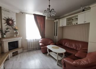 Продается 3-комнатная квартира, 62.7 м2, Новотроицк, Советская улица, 27