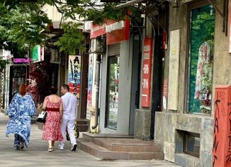 Сдается помещение свободного назначения, 35 м2, Краснодар, улица Хакурате, 3, микрорайон Центральный