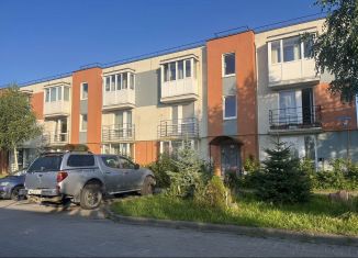 Продаю 1-комнатную квартиру, 45 м2, посёлок Голубево, Изумрудная улица, 15