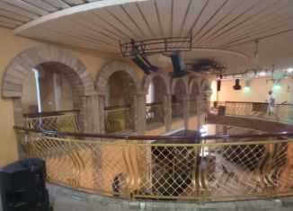 Помещение свободного назначения на продажу, 731 м2, Евпатория, проспект Победы, 28