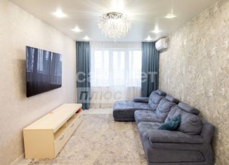 Продам 3-ком. квартиру, 84 м2, Челябинск, улица Захаренко, 11, Курчатовский район